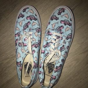 Summer dolphin and truck vans